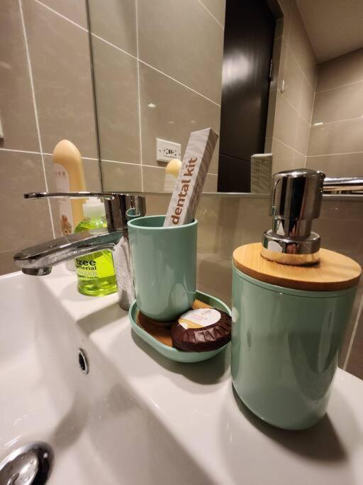 Cosy Executive 1 Bedroom Uptown Parksuites Ultra Fast Internet Manila Luaran gambar